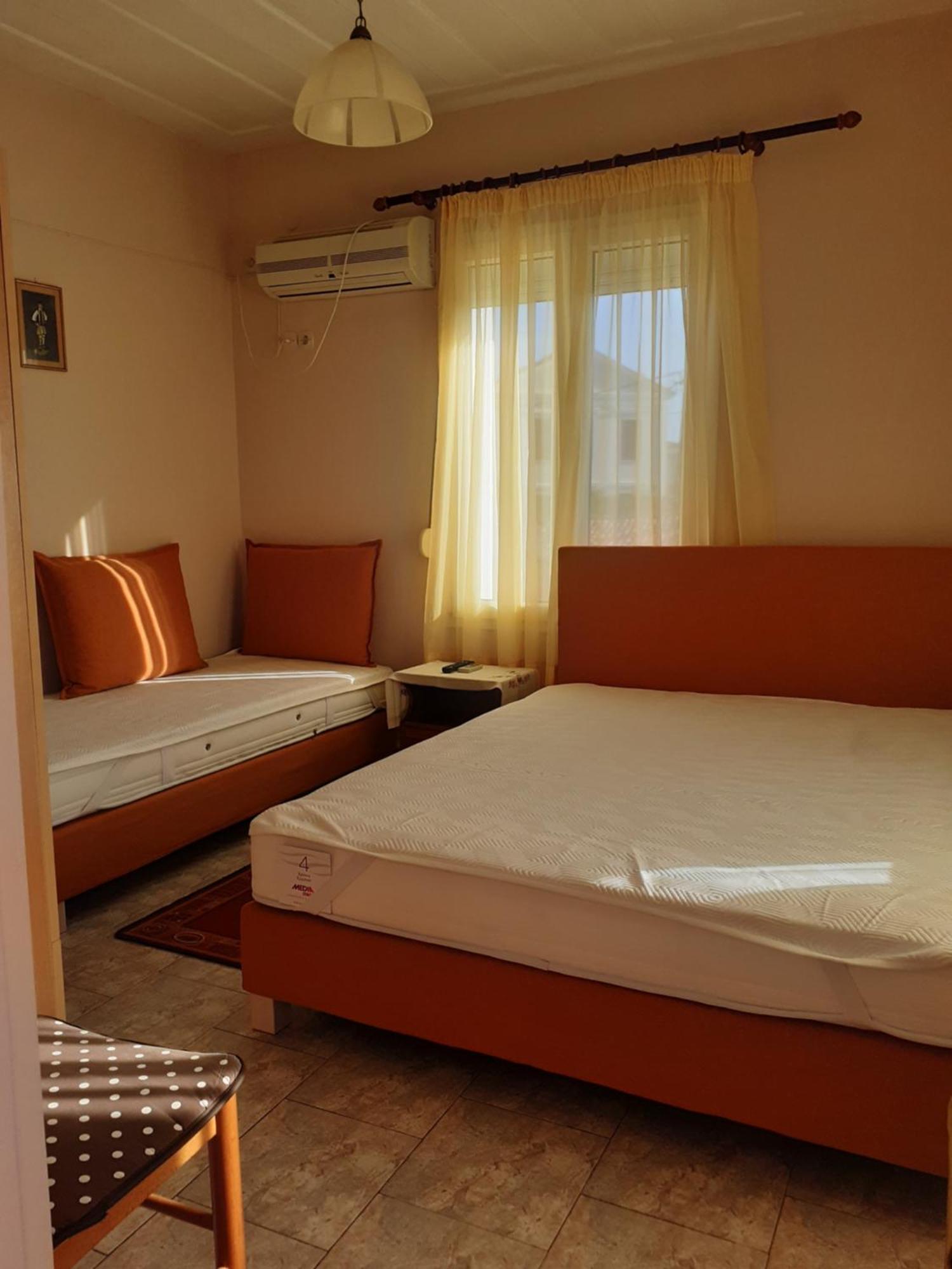 Thalia'S Garden Hotel Mytilene ภายนอก รูปภาพ